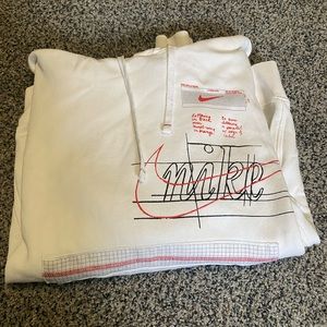 Nike 🤍 Print Hoodie 🐙